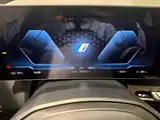 Photo 13 - BMW iX