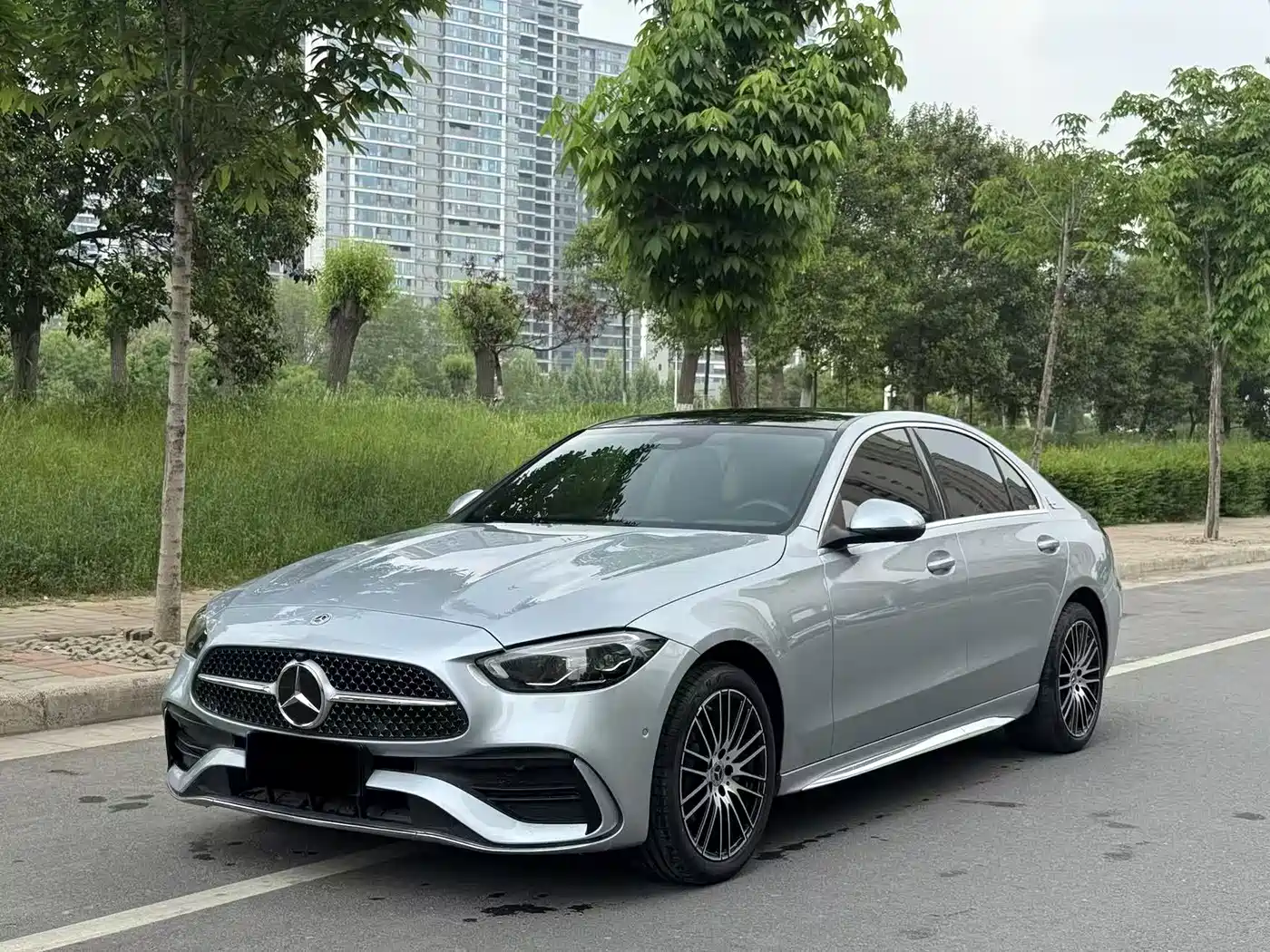 Mercedes-Benz C-Class 2023 Facelift C 260 L Sport Edition фото 2