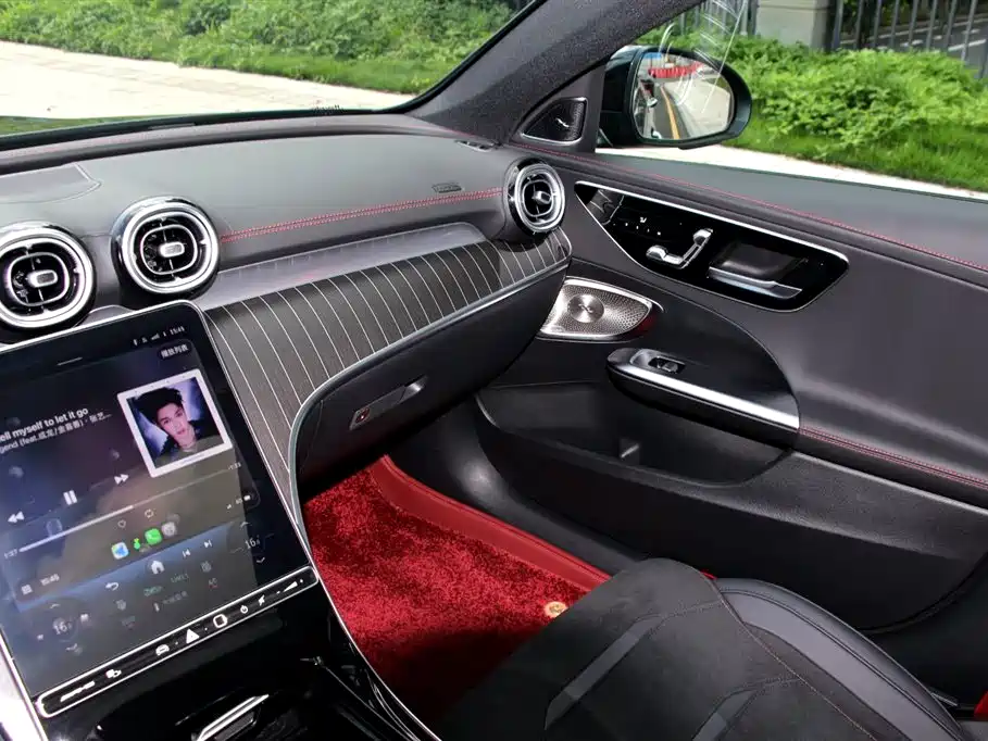 Mercedes-Benz C-Class AMG 2025 AMG C 43 4MATIC фото 5