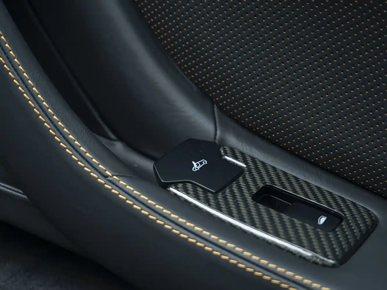 McLaren 12C 2013 2013 3.8T COUPE