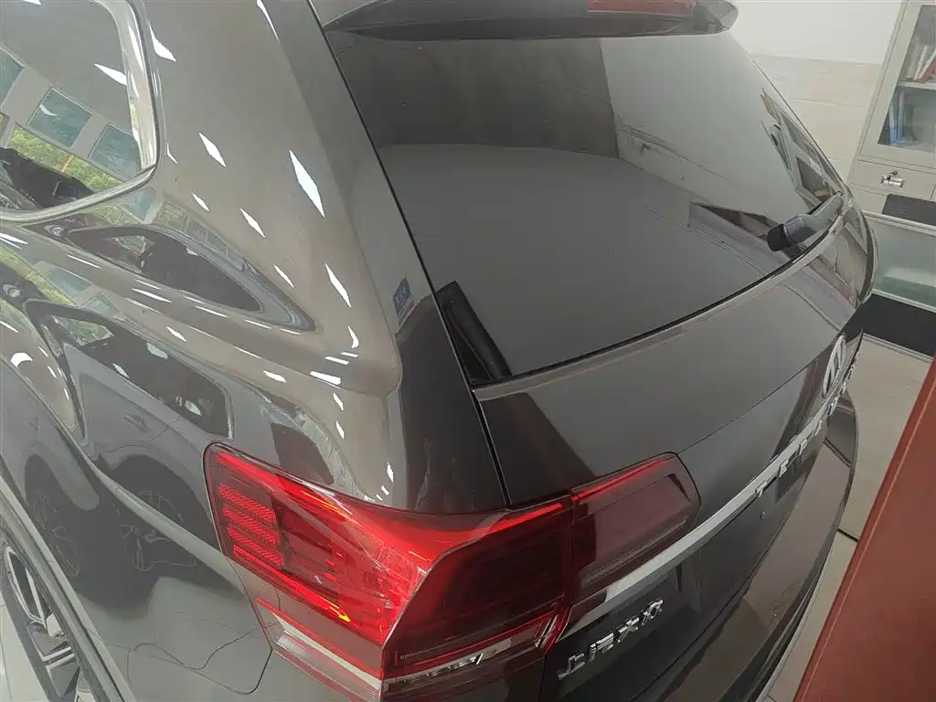 Volkswagen Teramont 2020 Facelift 330TSI 2WD Luxury фото 9