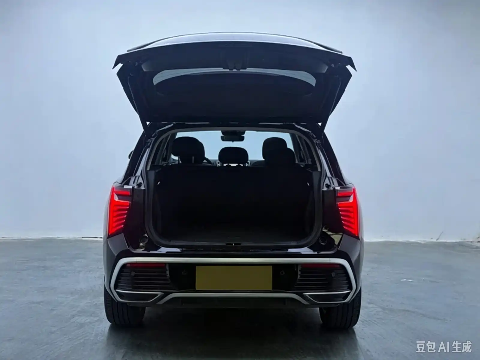 صورة 8 - Hongqi HS3 PHEV