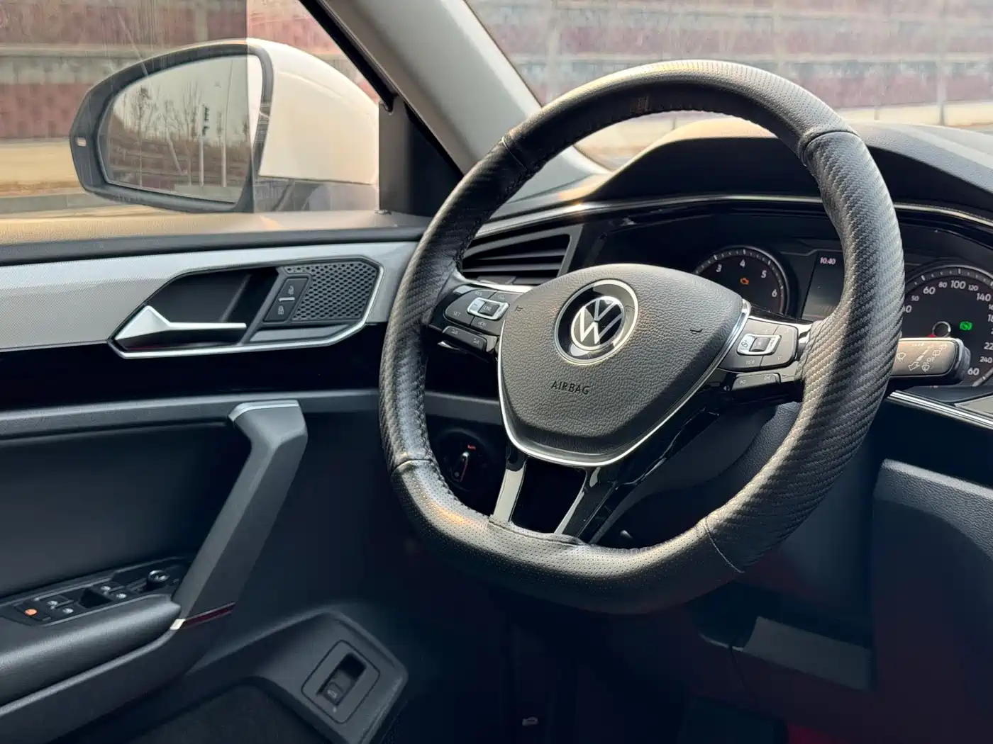Volkswagen Tayron 2022 280TSI 2WD Luxury Smart Connect Edition фото 14