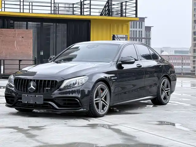 MERCEDES-BENZ C CLASS AMG