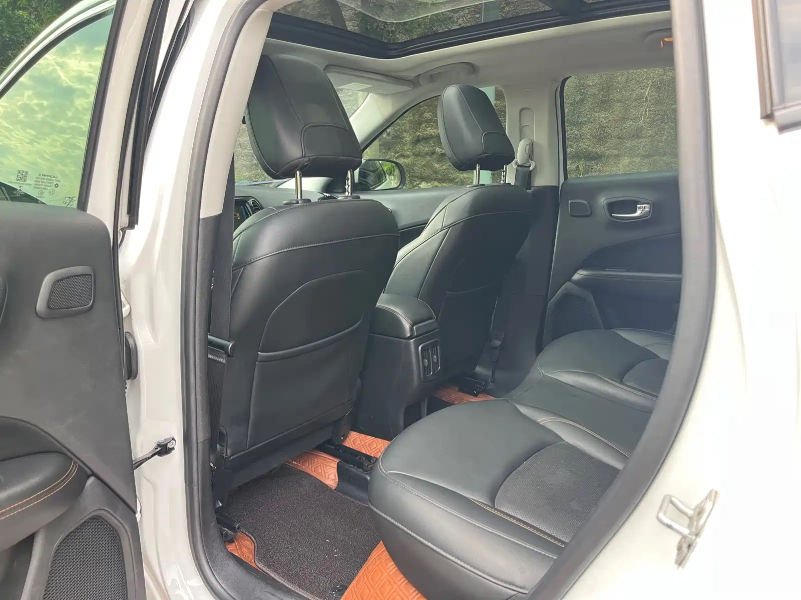 Фото 5 - Jeep Compass