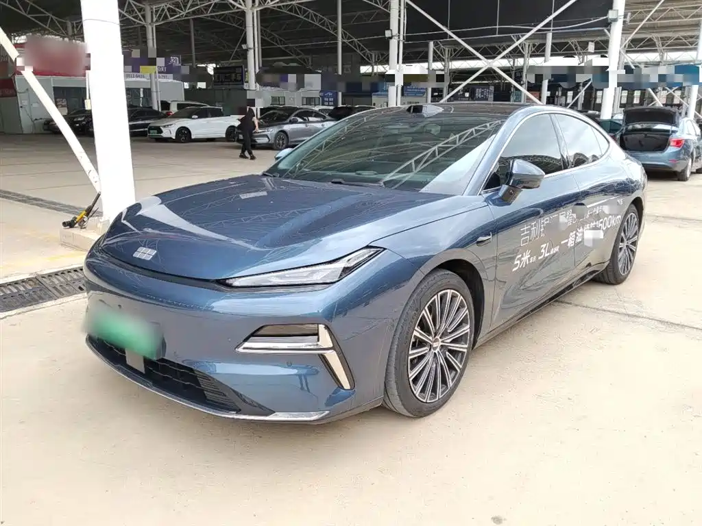Geely Galaxy Galaxy Xingyao 8 2025 130km EM-P Starship Edition фото 2