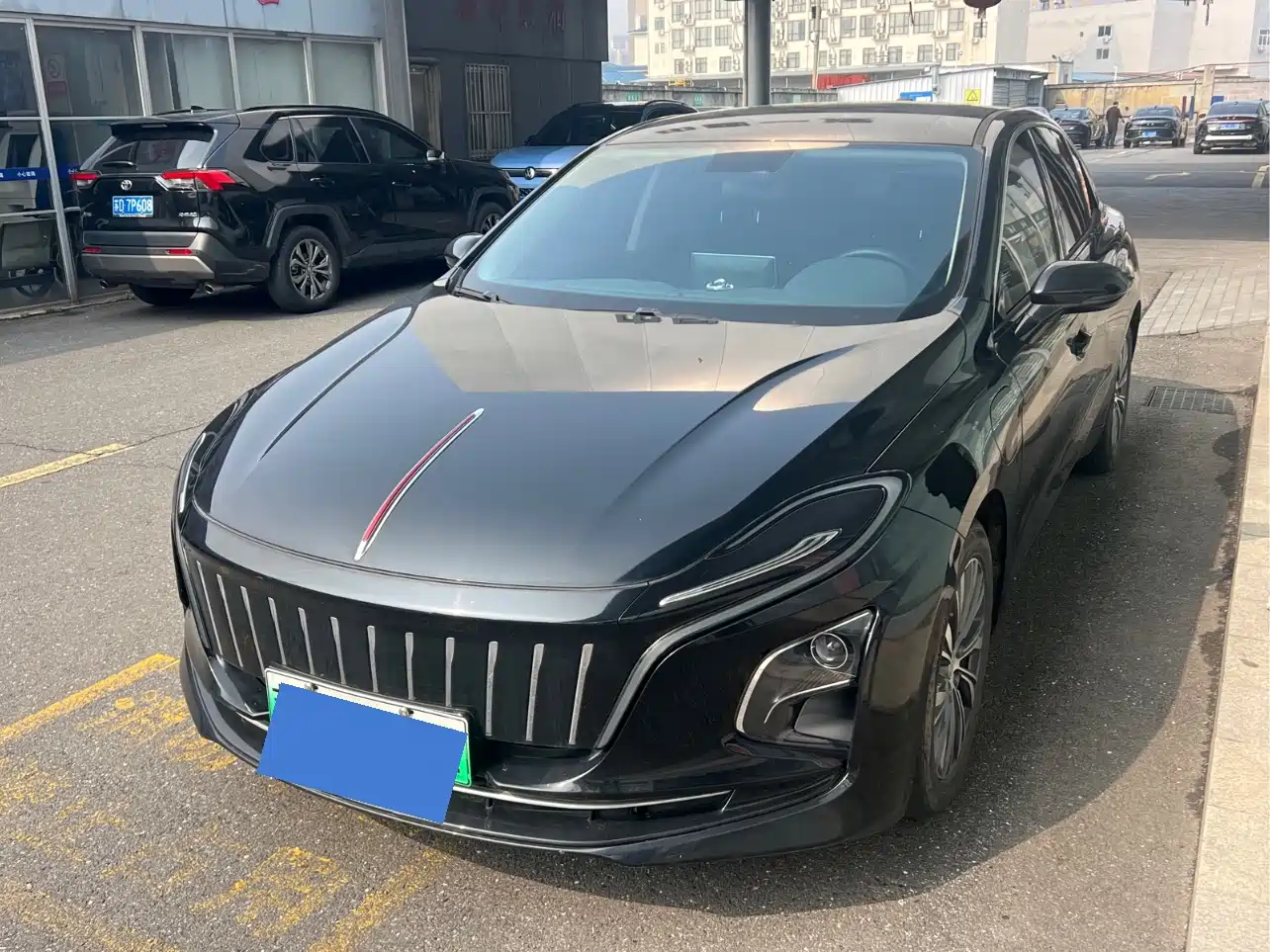 Hongqi E-QM5 2022 431km Charging Enjoyment Edition