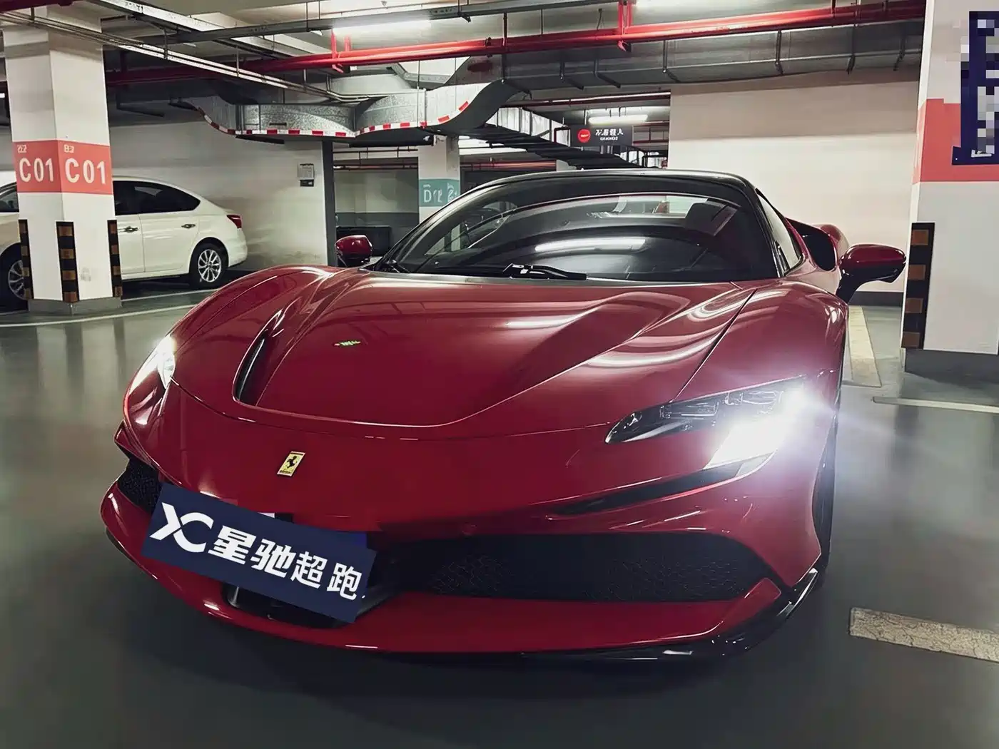 Ferrari SF90 2022 2021 3.9T V8 Spider