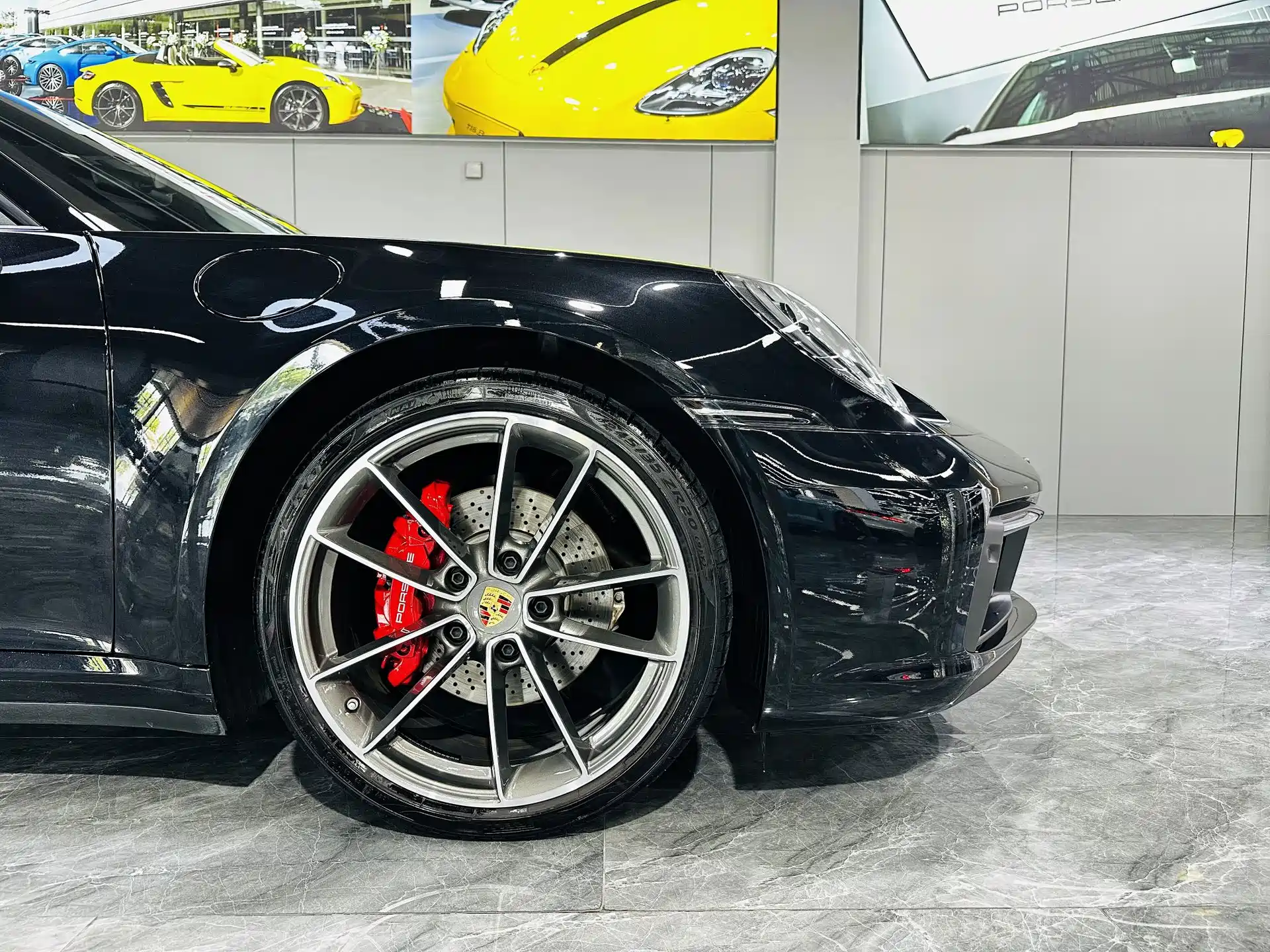 Фото 6 - Porsche 911