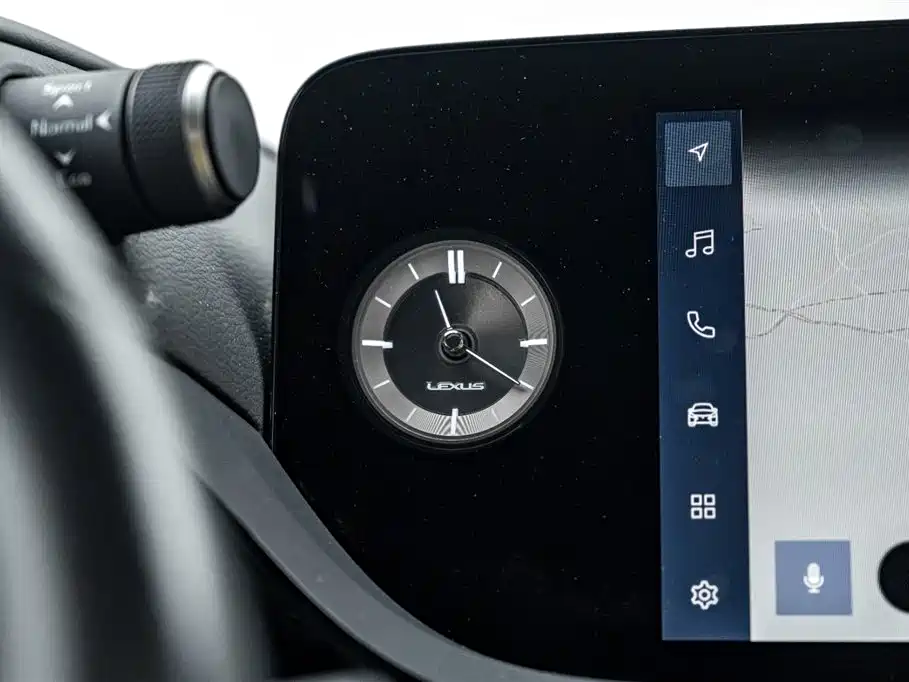 Lexus ES 2023 200 Excellence Edition фото 31