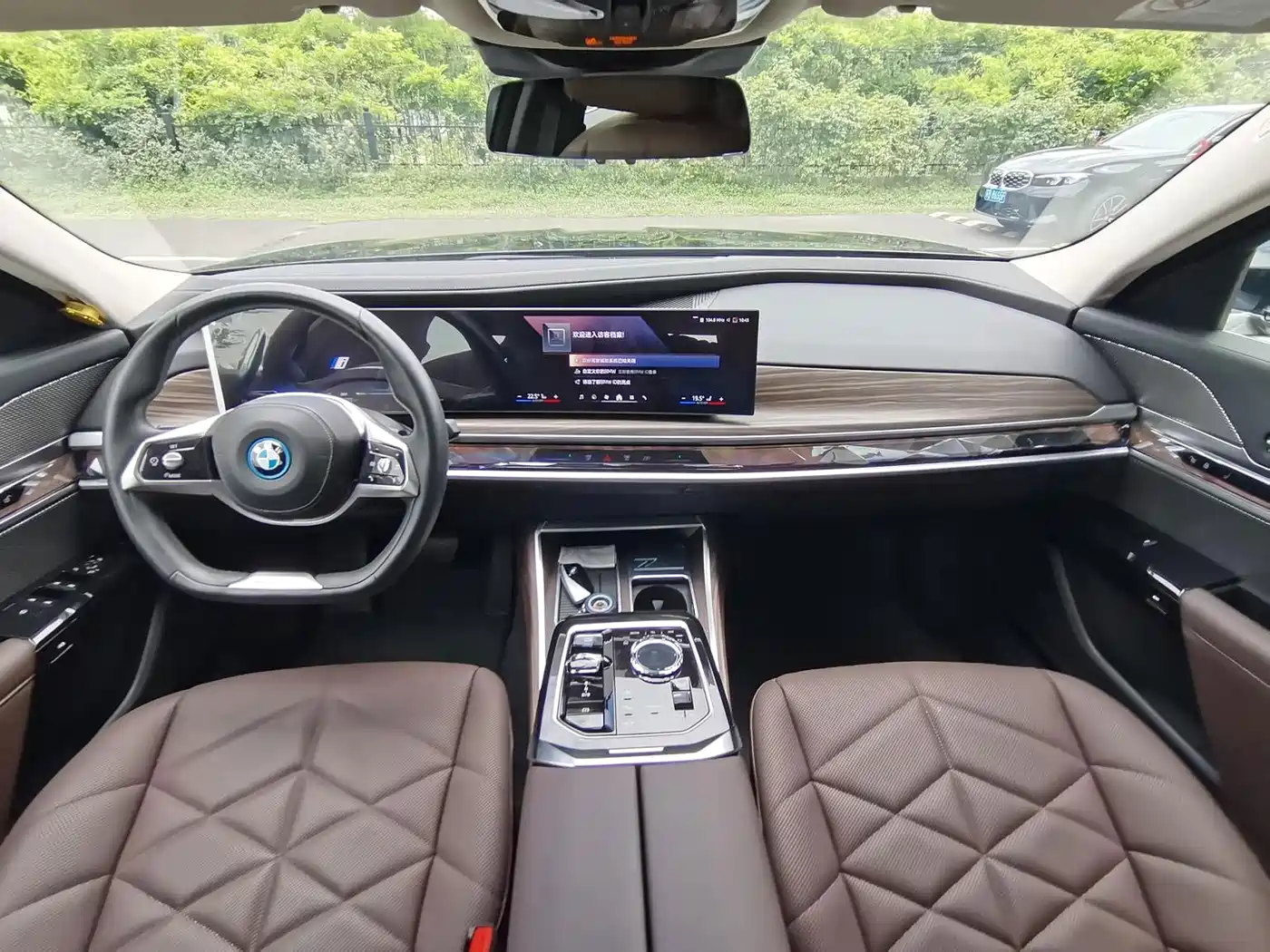 BMW i7 2025 2023 eDrive50L Leading Luxury Package