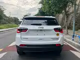 Фото 25 - Jeep Compass