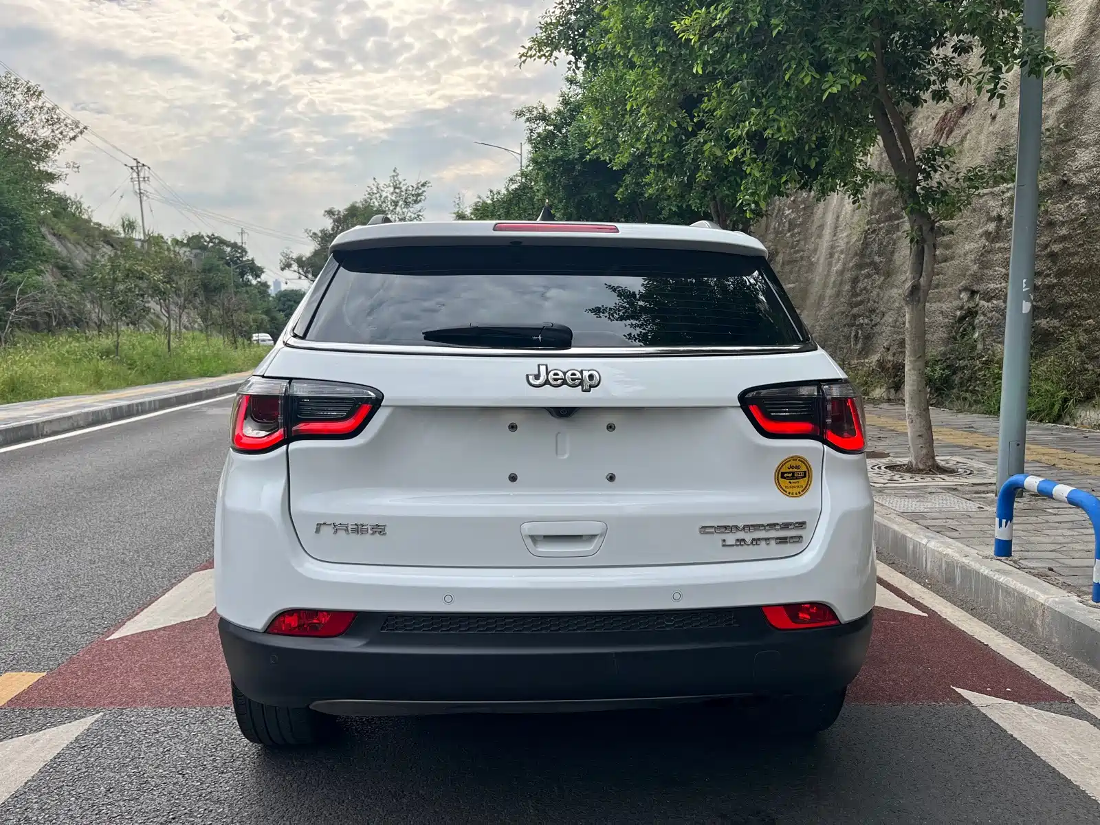 Фото 25 - Jeep Compass