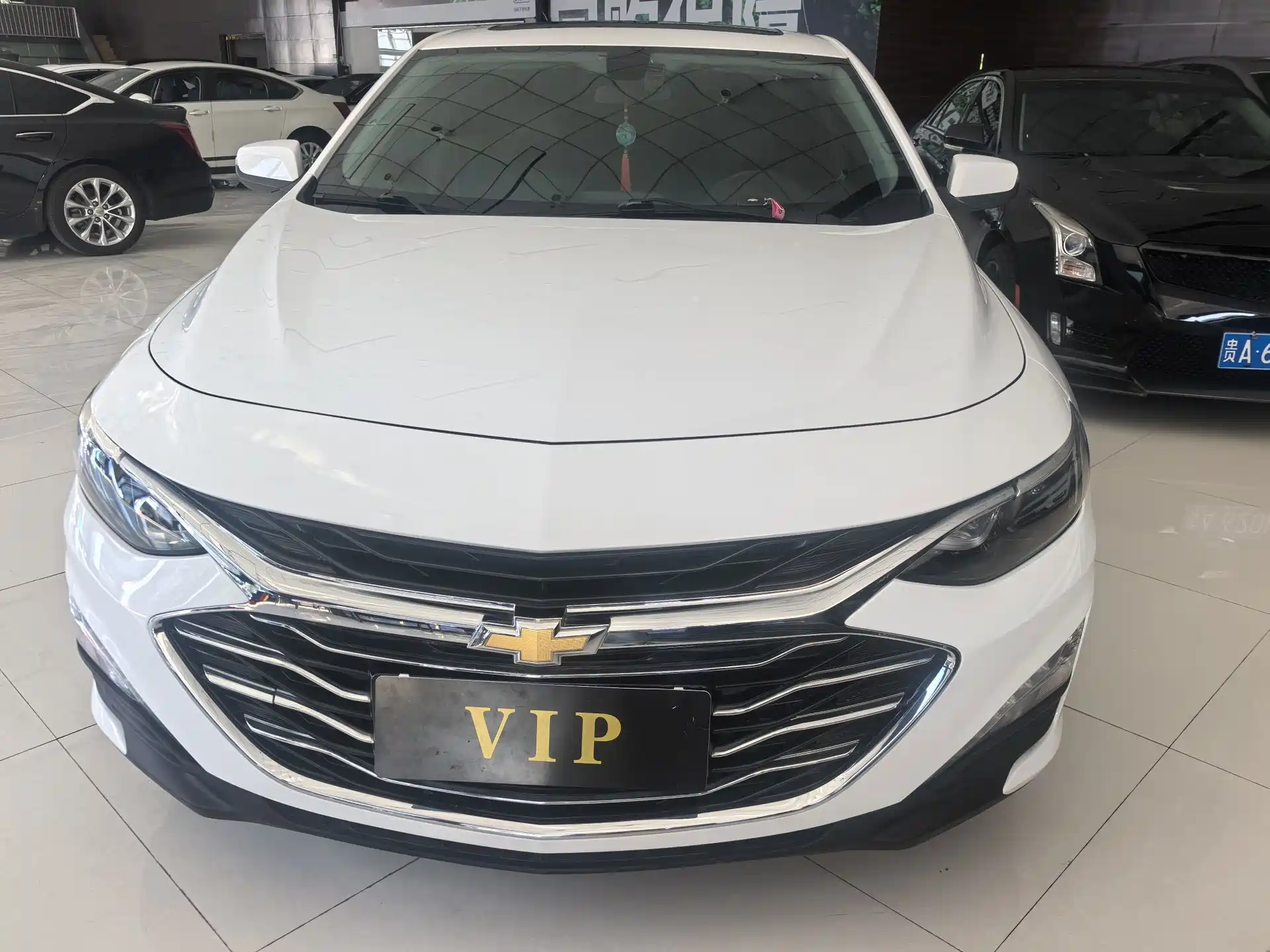 Фото 2 - Chevrolet Malibu XL
