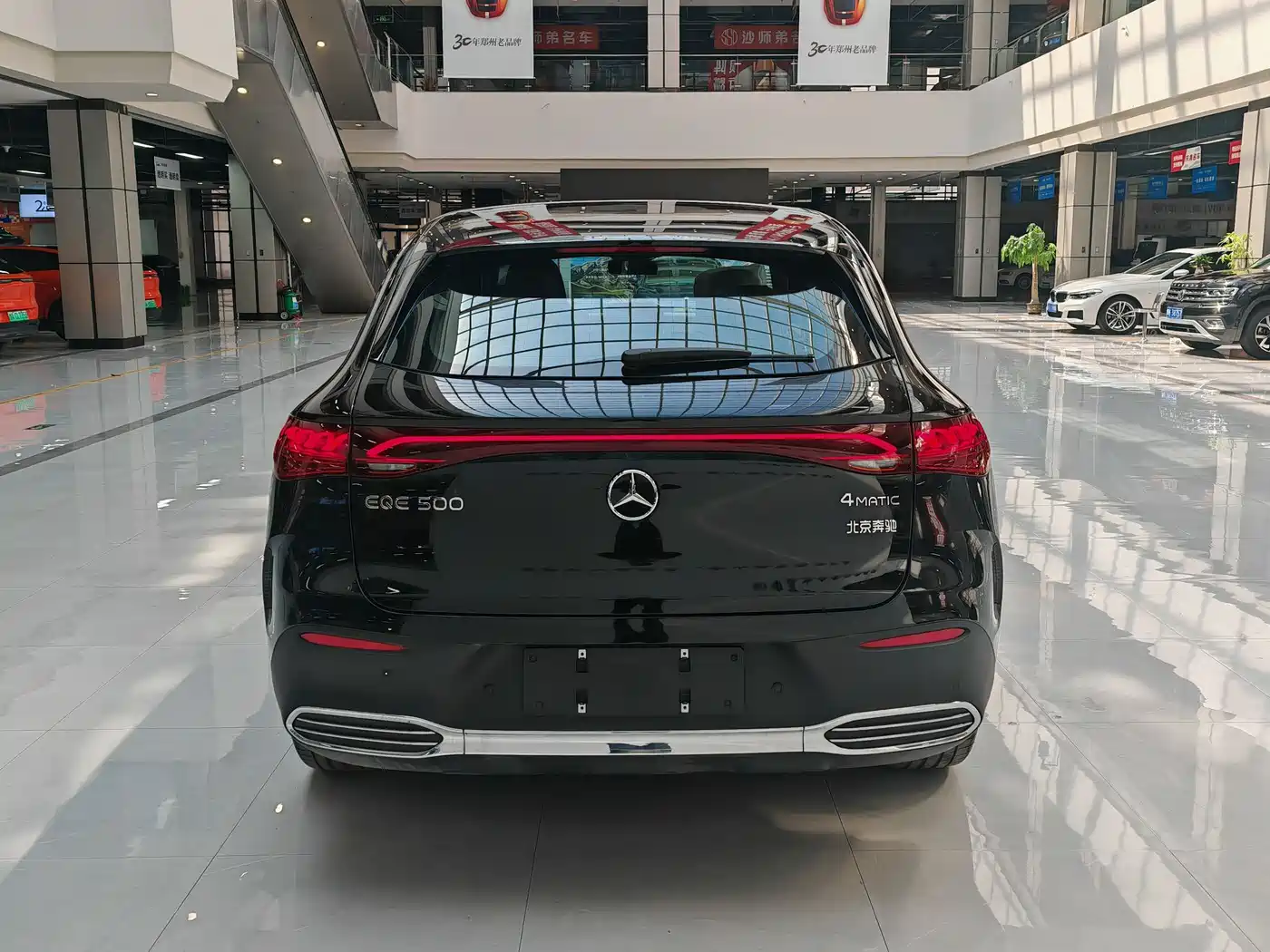 Mercedes-Benz EQE SUV 2024 500 4MATIC Pioneer Edition фото 6