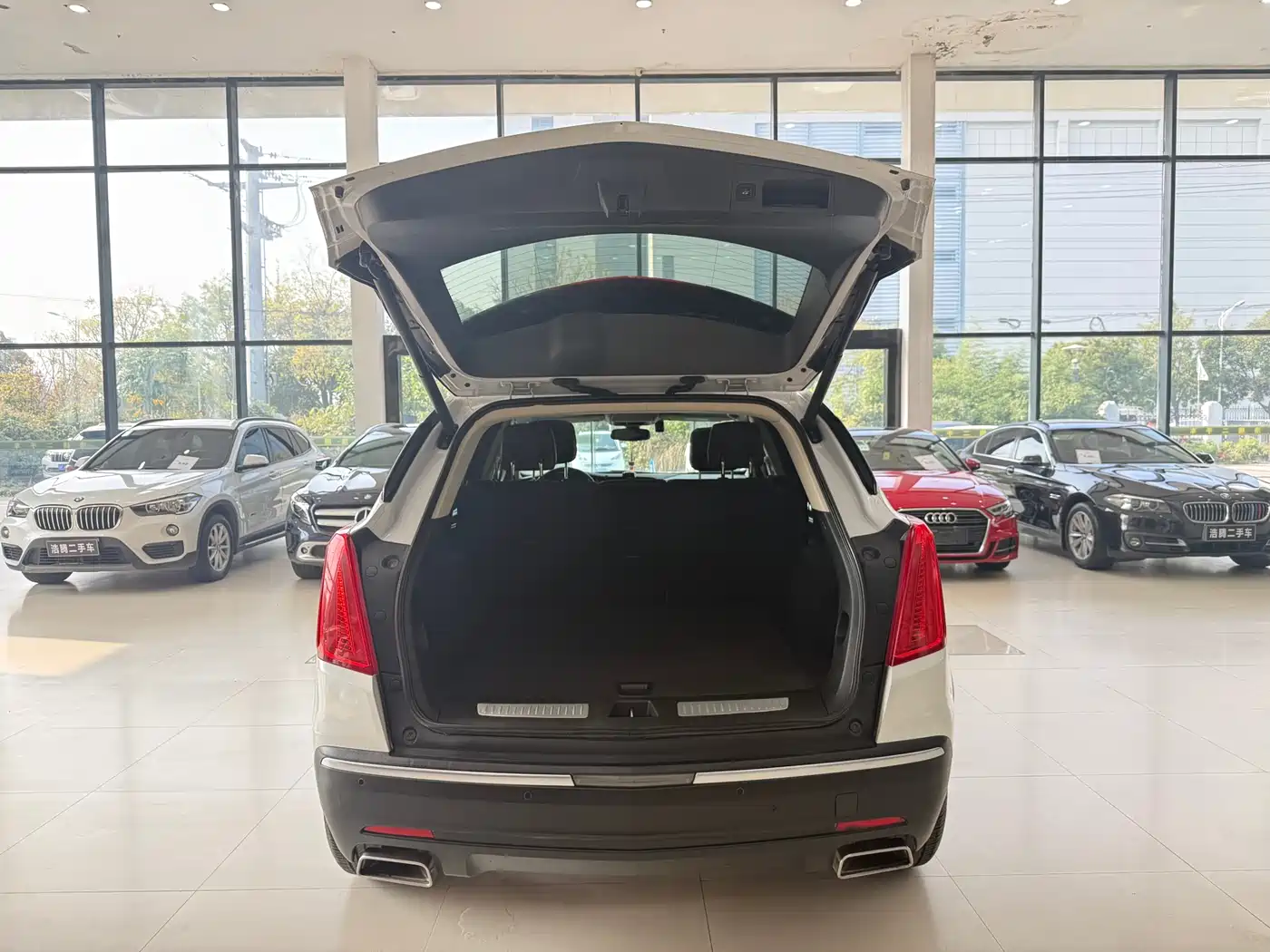 Cadillac XT5 2016 25T Luxury Model фото 8