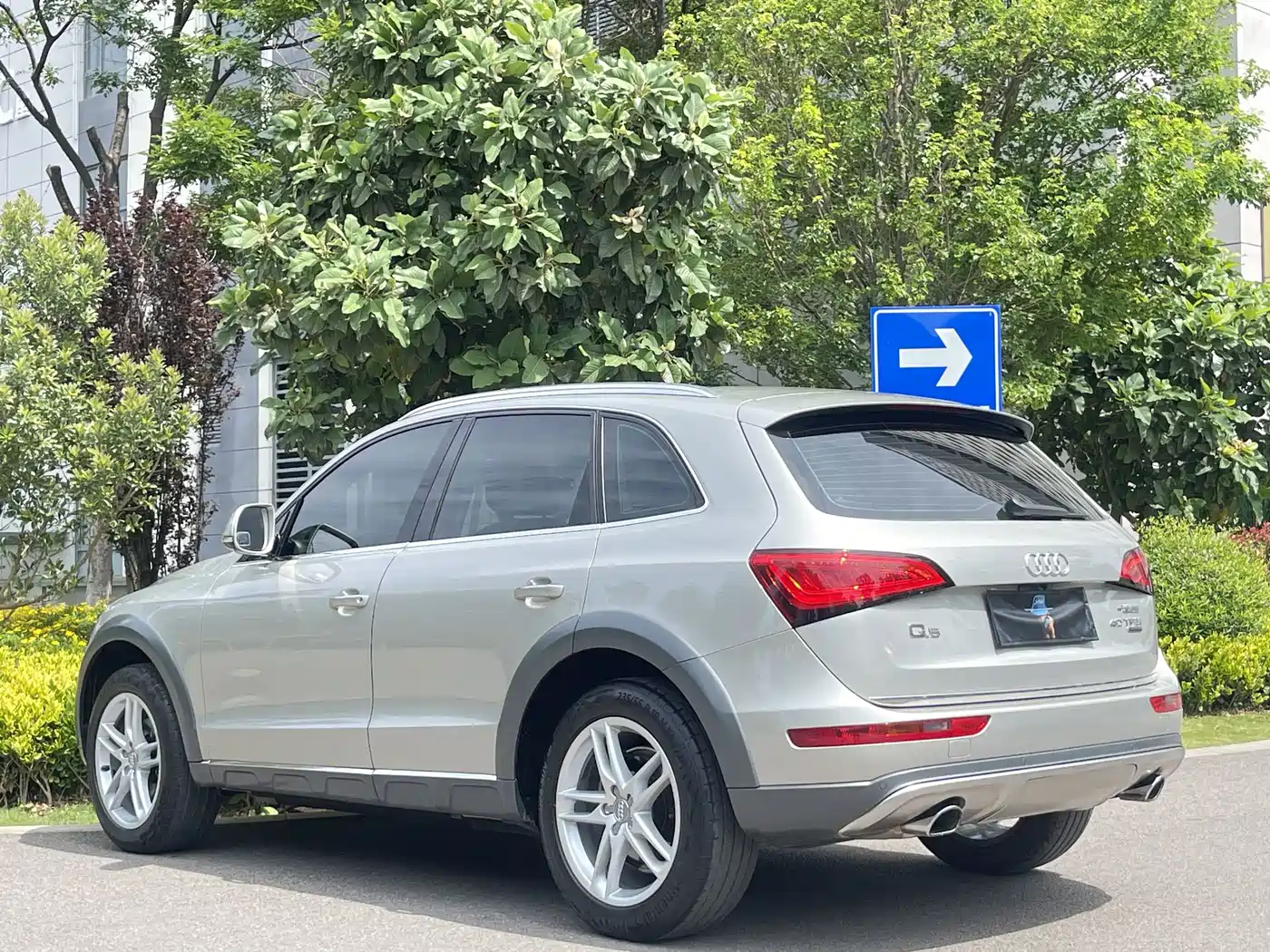 Audi Q5 2018 2017 Plus 40 TFSI Technology