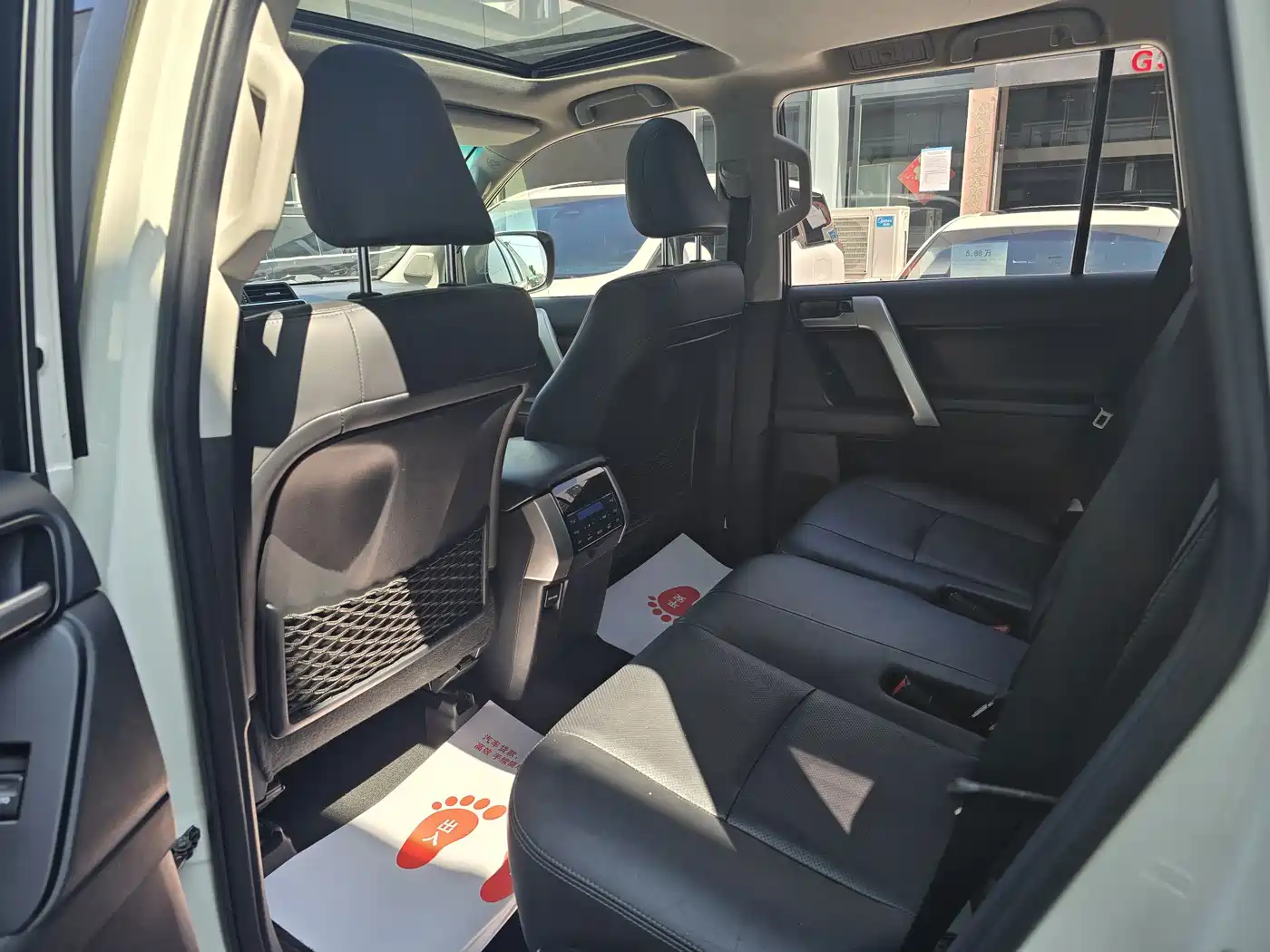 Toyota Prado 2019 2019 3.5L Automatic TX-L Zunxiang Edition with Rear-mounted Spare Tire