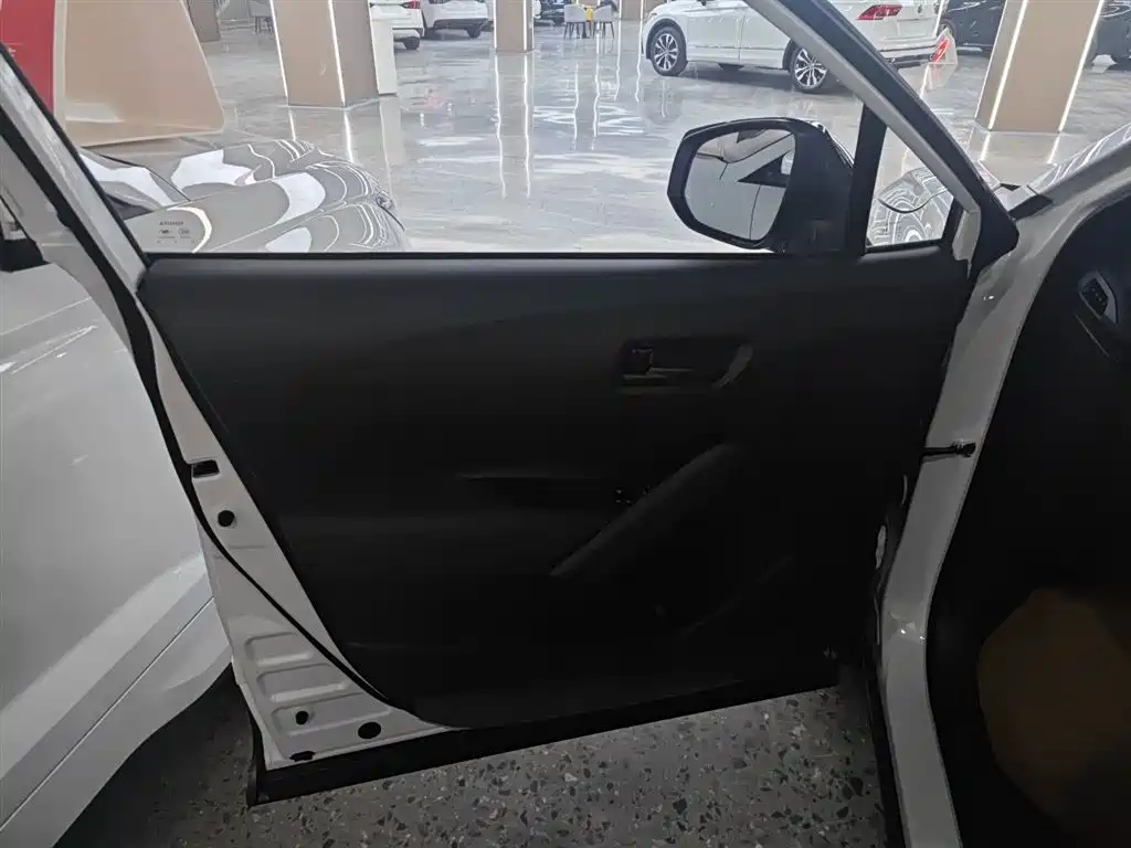 Toyota Frontlander 2026 2.0L CVT Comfort Edition фото 18