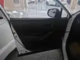 Photo 18 - Toyota Frontlander