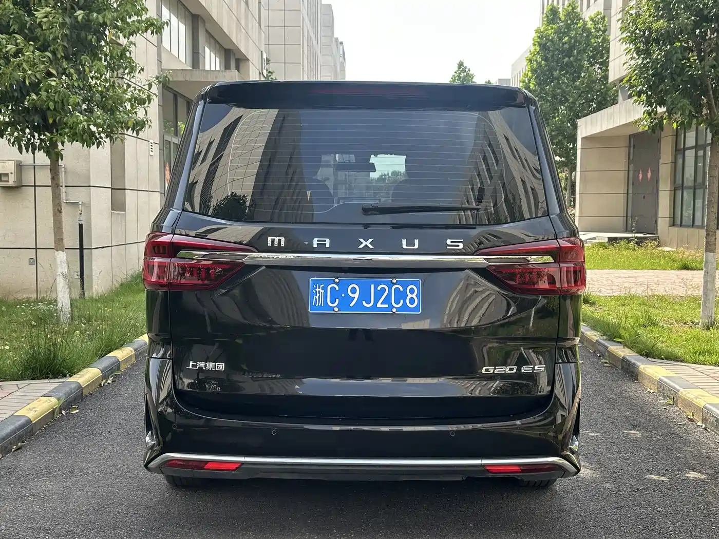 SAIC Maxus Maxus G20 2023 Facelift ES 2.0T Gasoline Automatic Value Edition фото 5