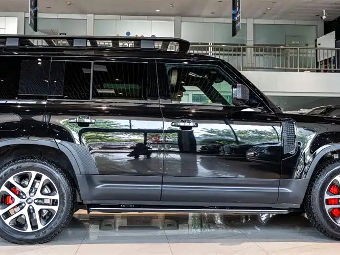 LAND ROVER GUARD