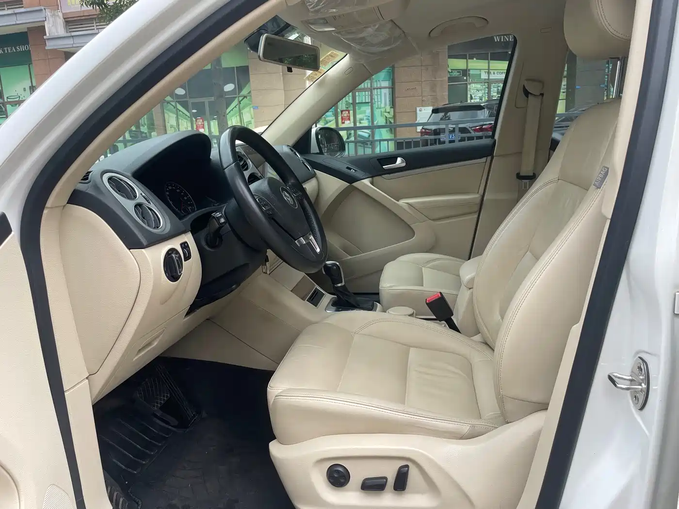 Volkswagen Tiguan 2016 Model 300TSI Automatic 2WD Trend Edition фото 8