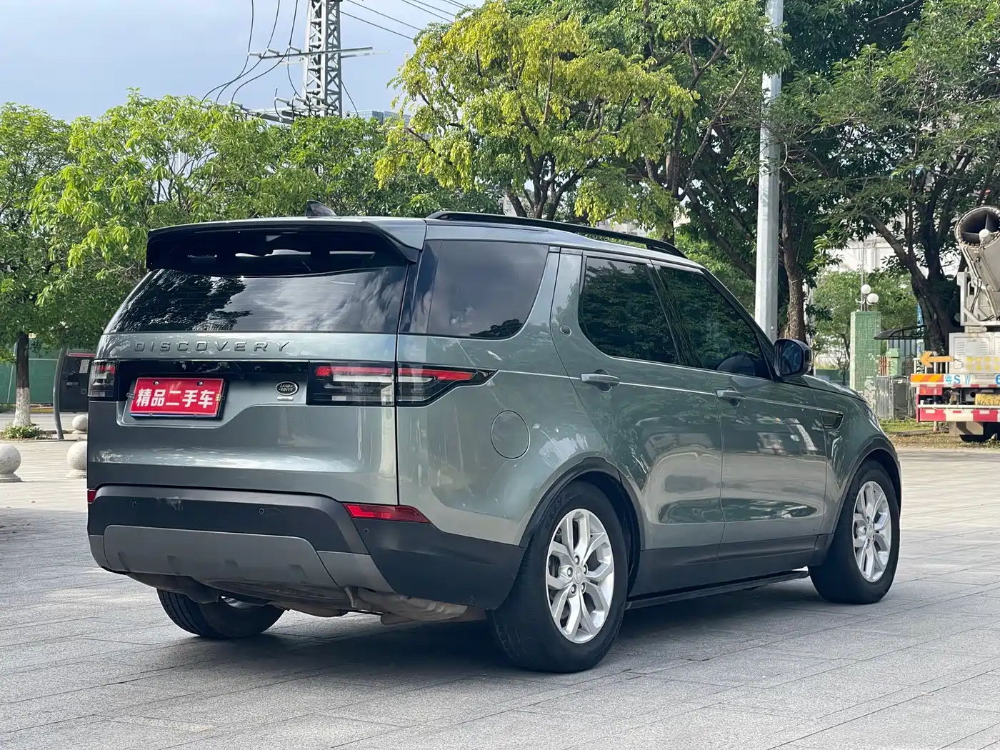 Land Rover Discovery 2017 3.0 SC V6 SE фото 8