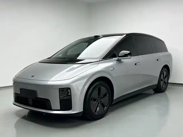  Li Auto Li i8 2025 Standard Edition