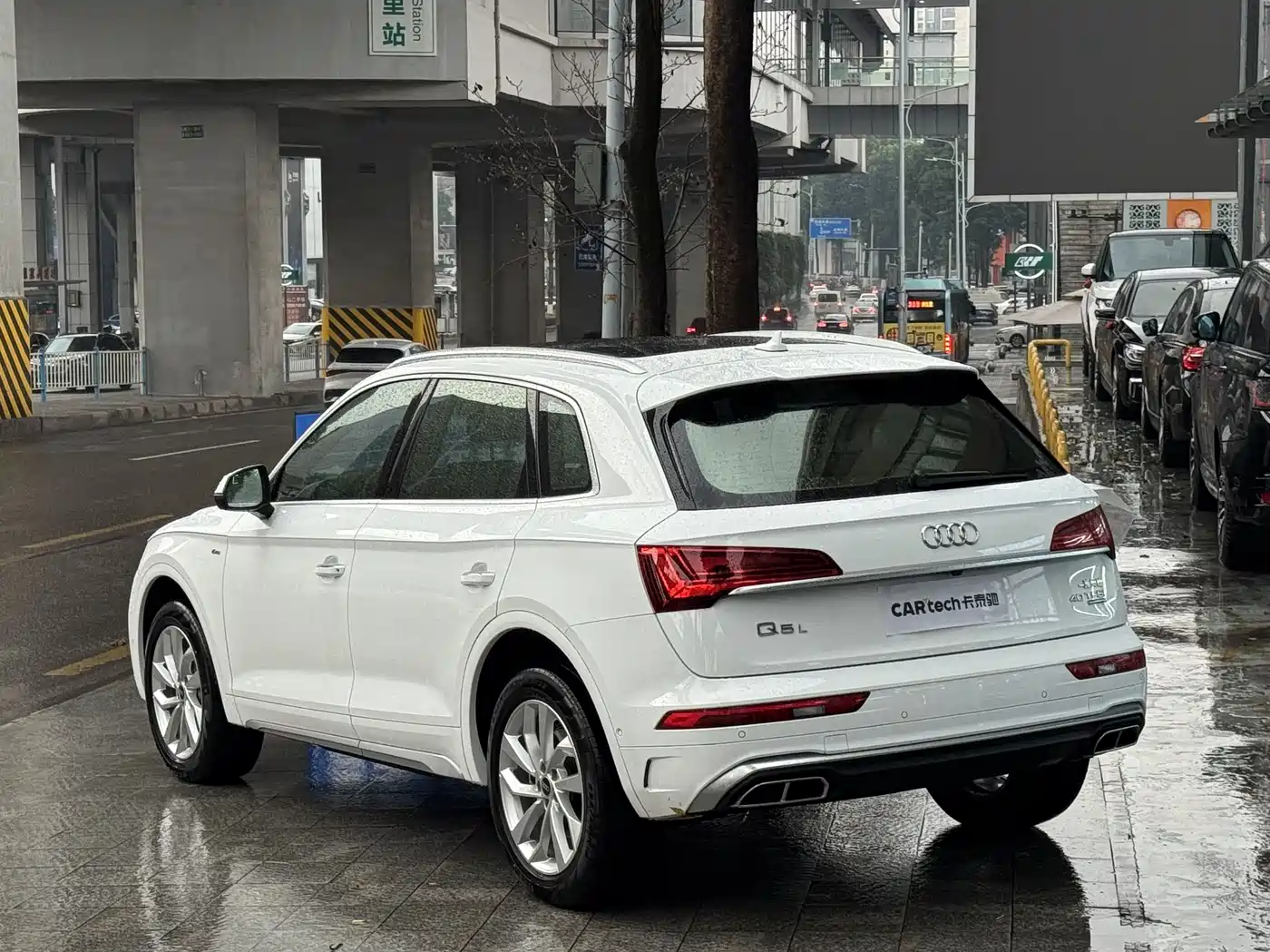 Audi Q5L 2021 40 TFSI Luxury Dynamic фото 17