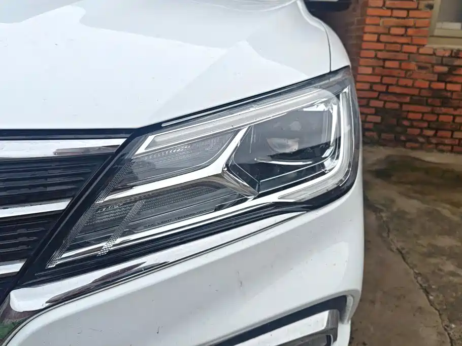 Photo 5 - Roewe i5