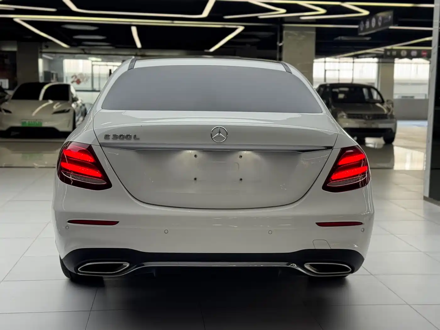 Mercedes-Benz E-Class 2020 E 300 L Sport Fashion Model фото 13