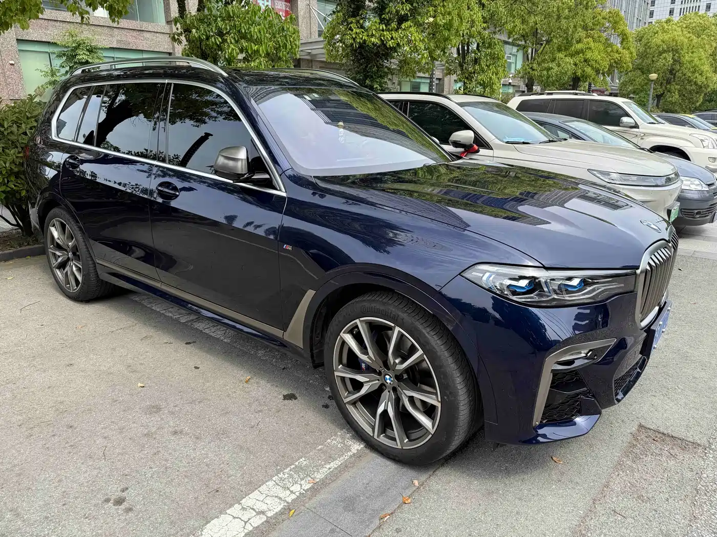 BMW X7 2022 xDrive M50i фото 2
