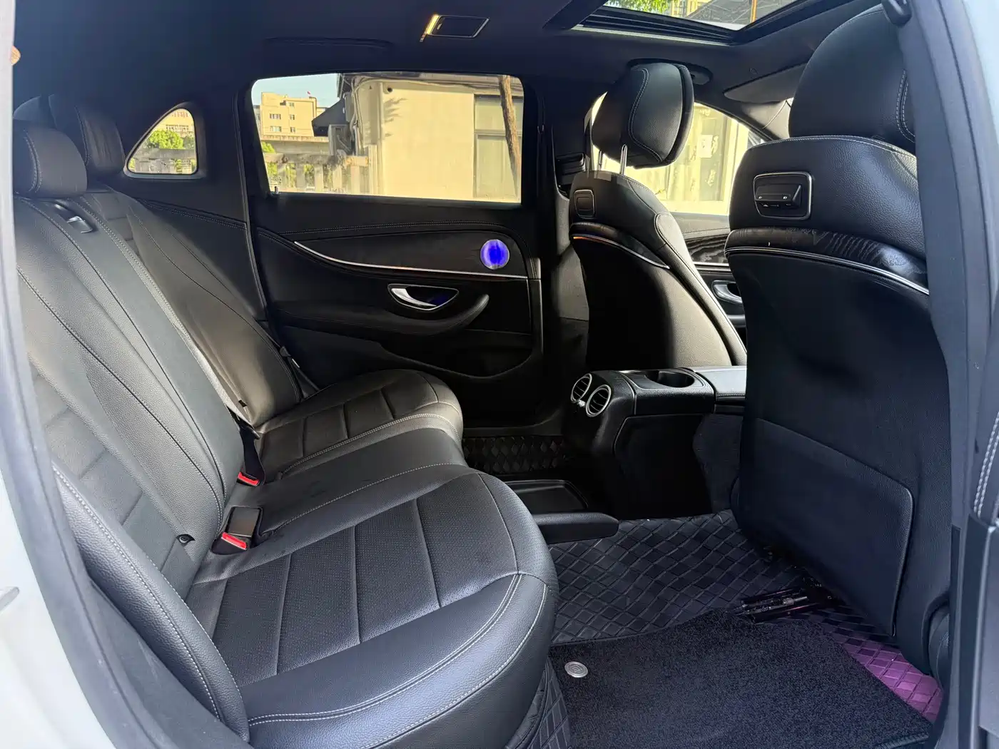 Mercedes-Benz E-Class 2018 Facelift E 200 L Sport фото 15