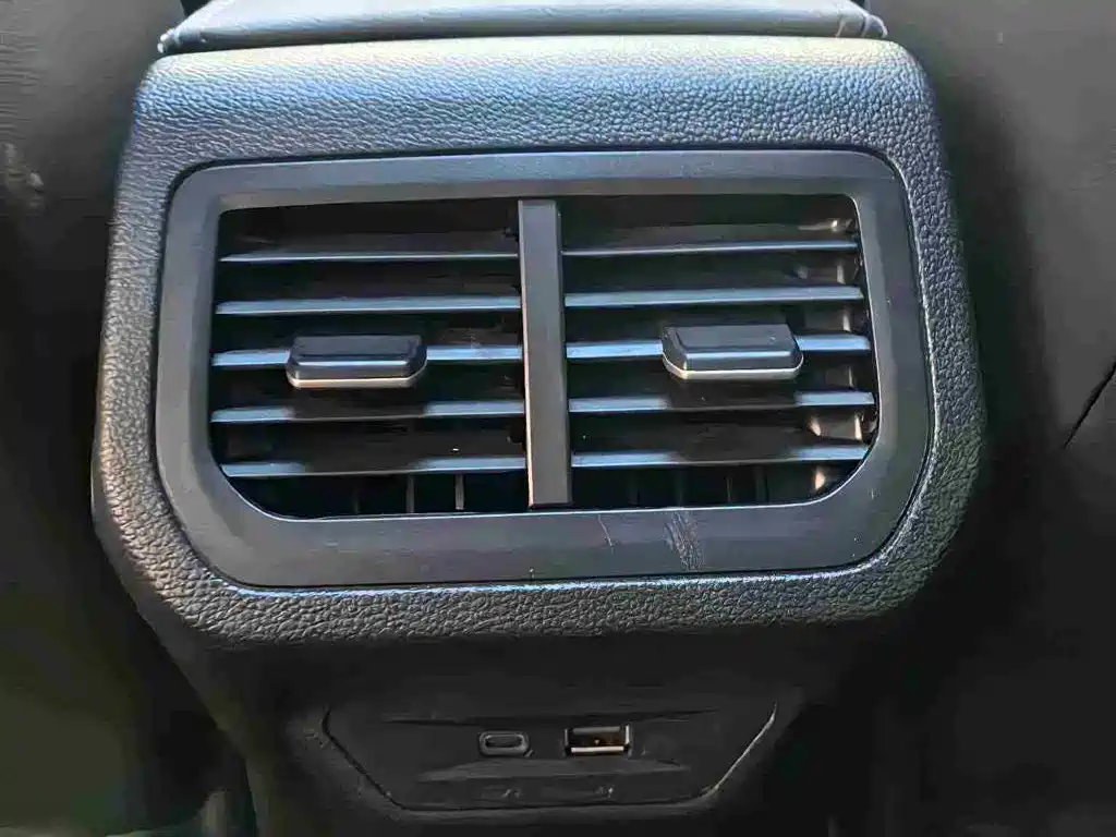 Volkswagen Lavida 2023 280TSI DSG Comfort Edition фото 15