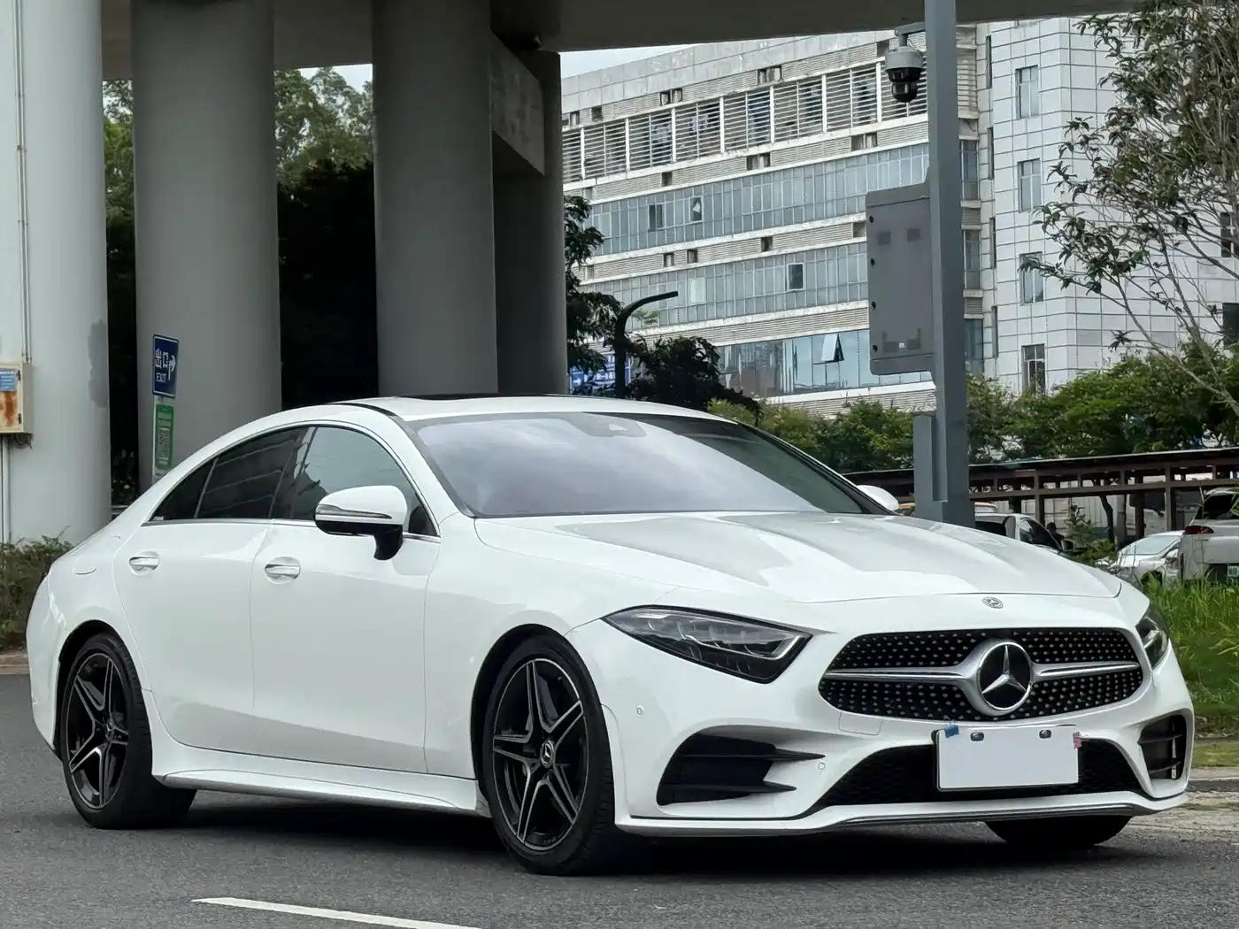 Mercedes-Benz CLS 2021 CLS 300 Luxury фото 3