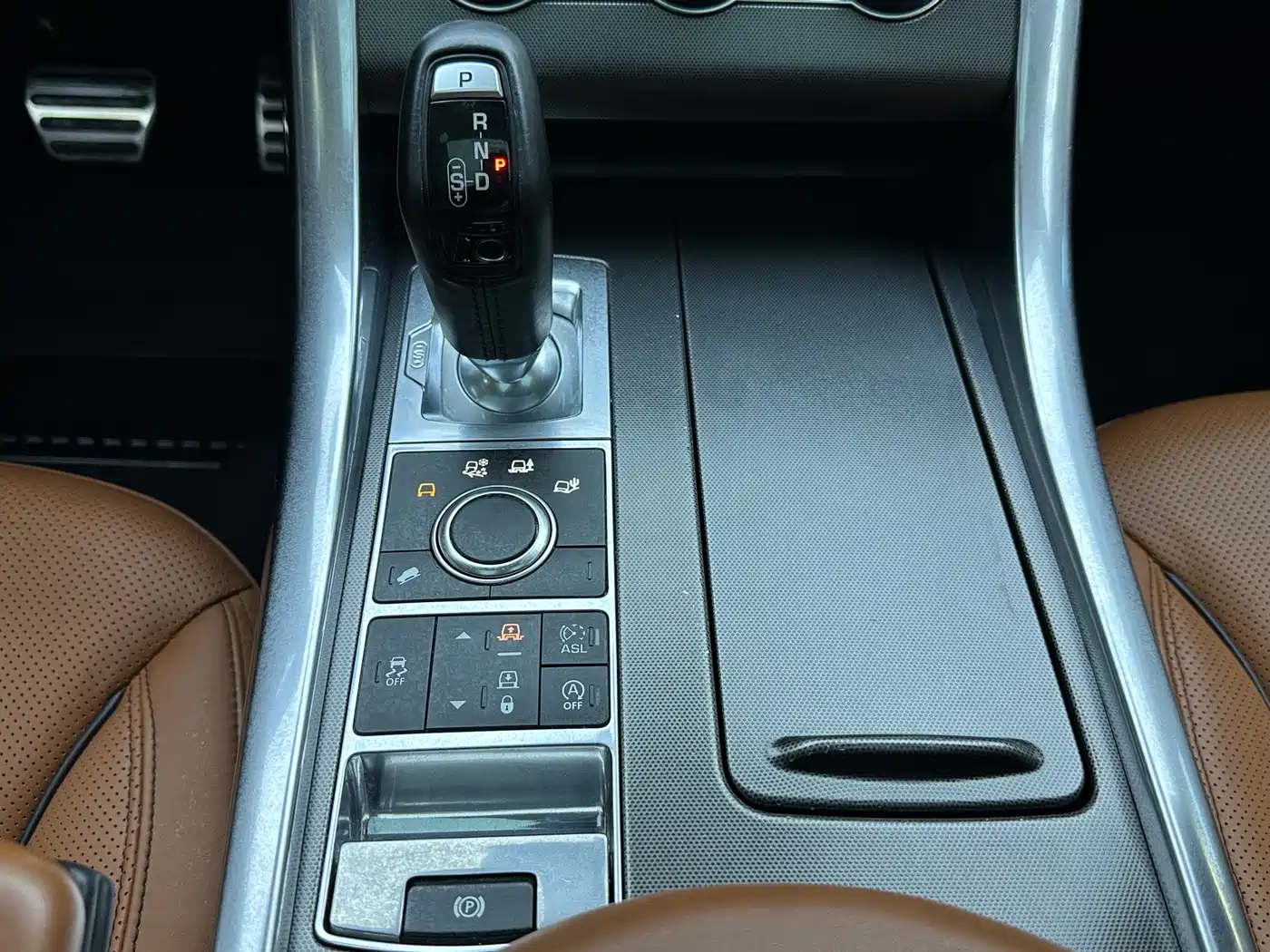 Land Rover Range Rover Sport 2015 3.0 SC V6 HSE DYNAMIC фото 10