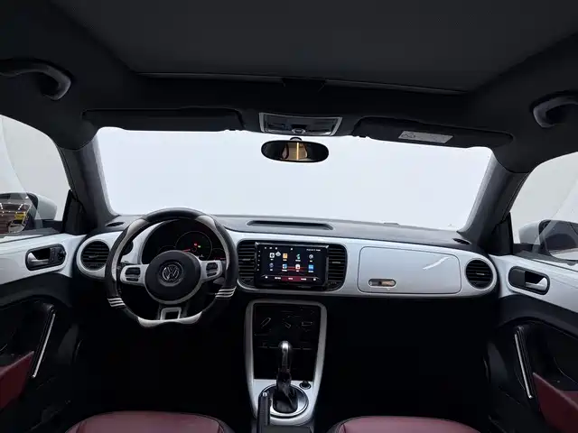 Volkswagen Beetle 2017 180TSI Style фото 18