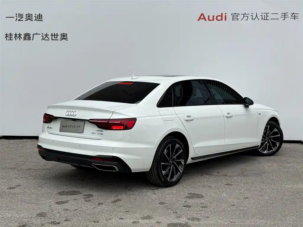 Audi A4L 2023 40 TFSI Luxury Sport фото 4