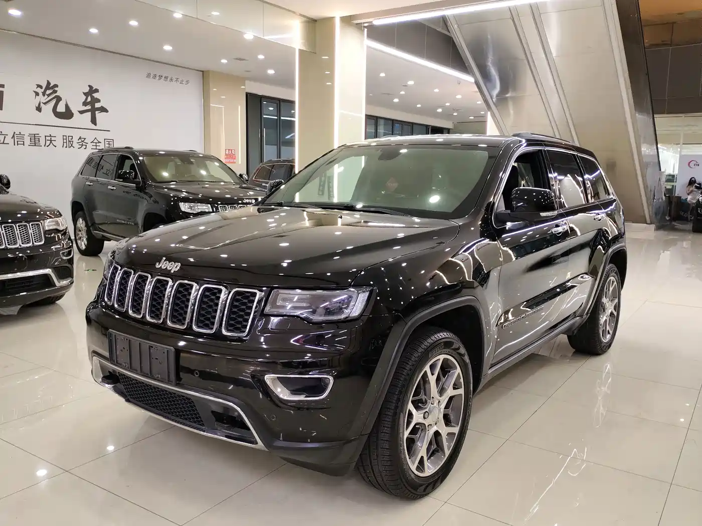 Jeep Grand Cherokee (Import) 2020 2020 3.0L Elite Navigation Edition