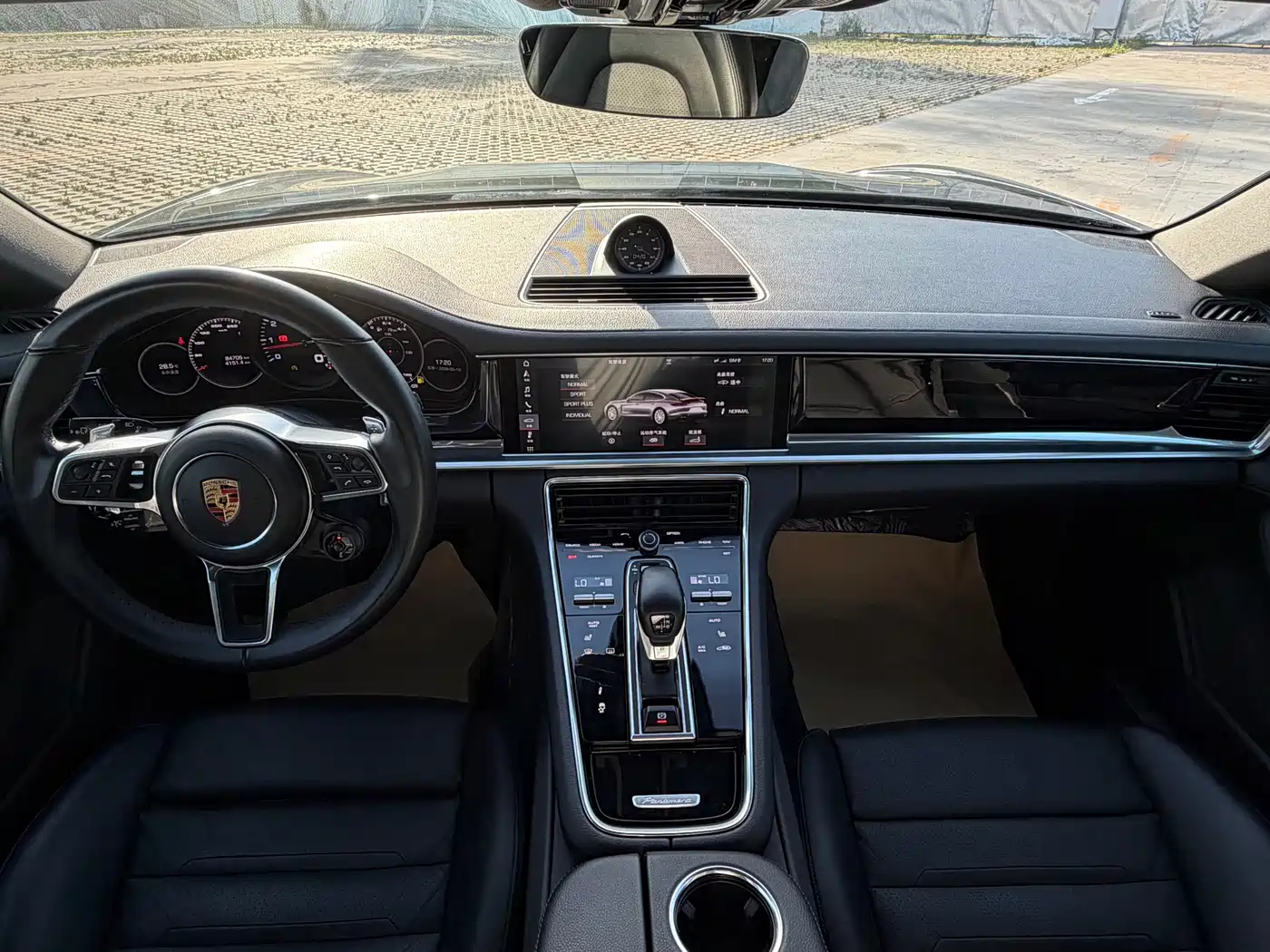 Porsche Panamera 2017 Panamera 3.0T фото 20