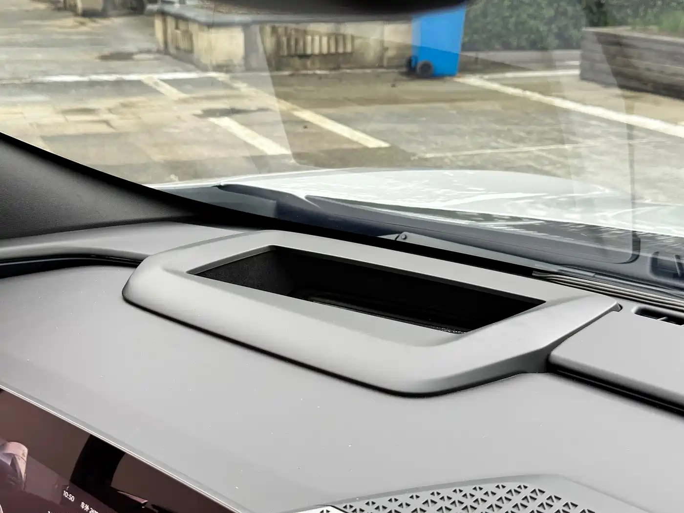 HiPhi Y 2023 2023 810km Long Range Edition