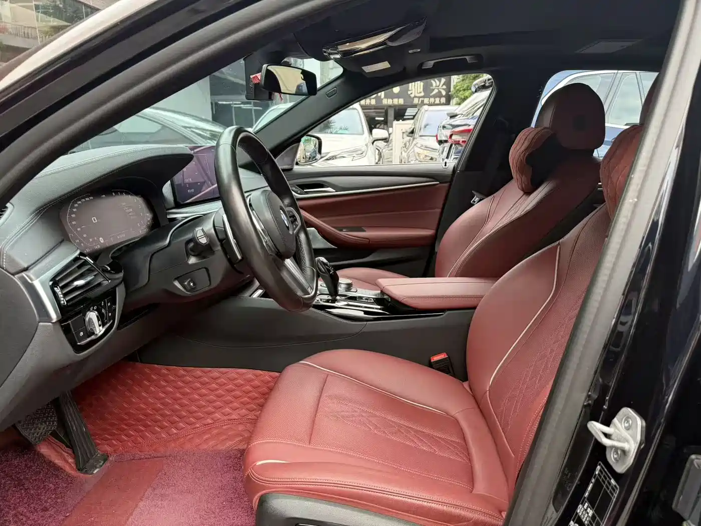 BMW 5 Series 2021 530Li Leading M Sport Package фото 9