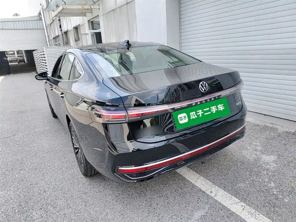 Volkswagen Passat 2025 Pro 380TSI Dragon Prestige Edition фото 5