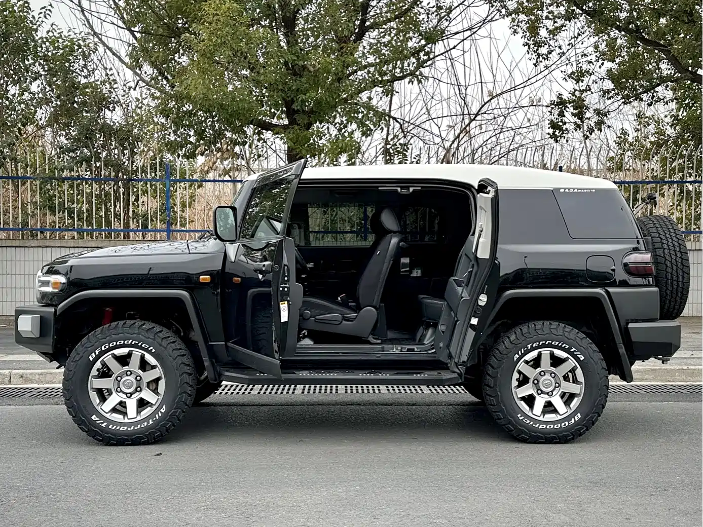Toyota FJ Cruiser 2014 2013 4.0L