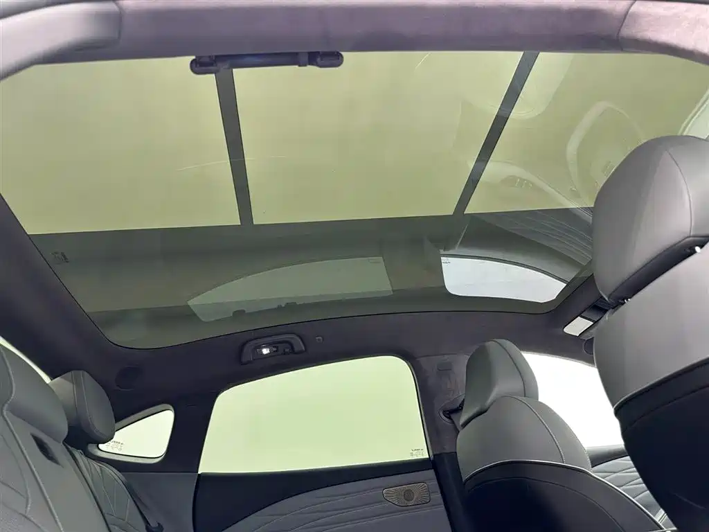 Geely Galaxy Galaxy E8 2025 700km Long Voyage Smart Drive Edition фото 23