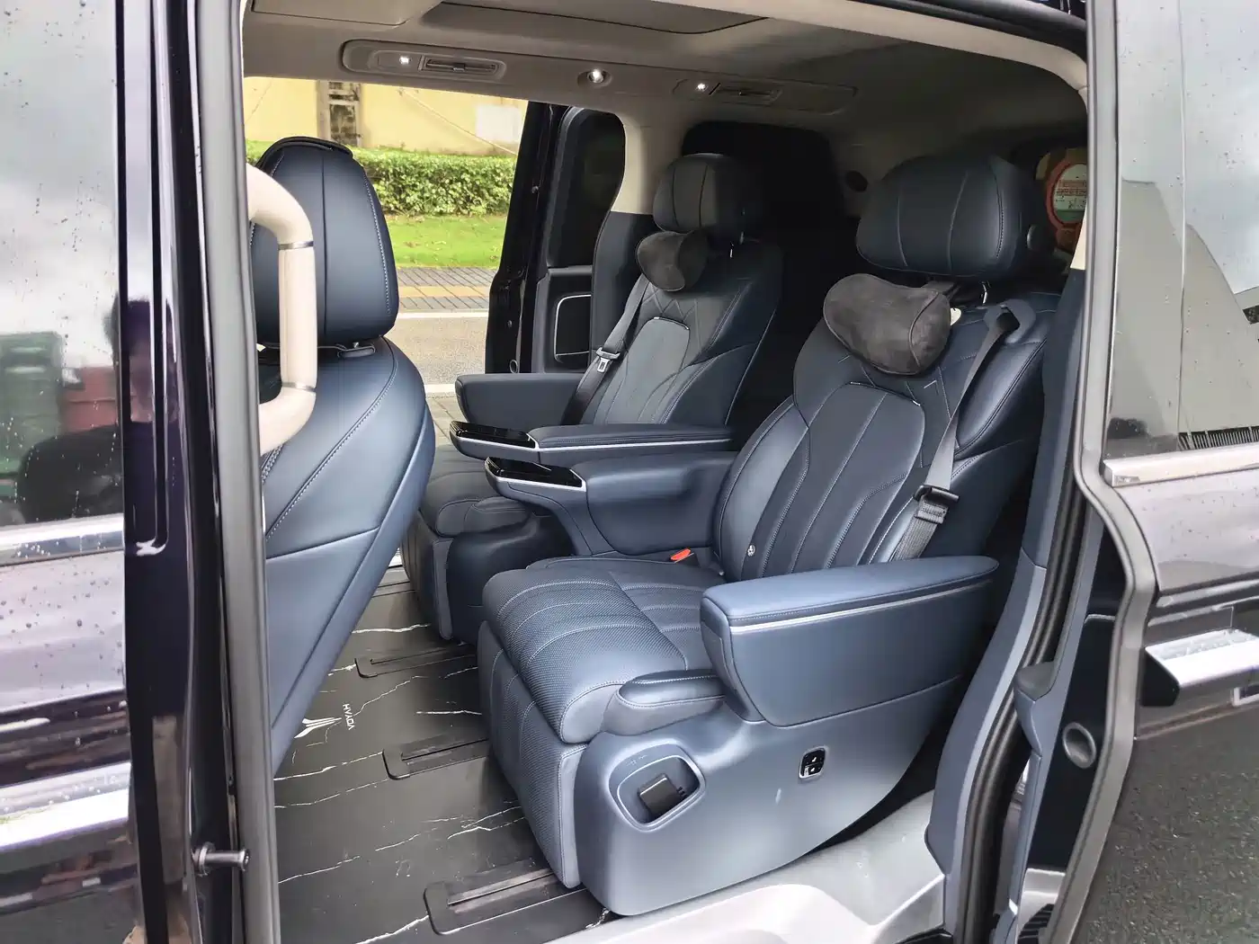 Voyah Auto Voyah Dreamer 2026 2025 Model PHEV Basic Version