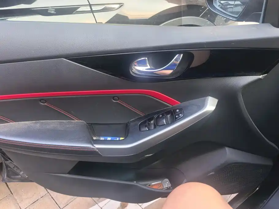 Venucia D60 2019 2019 1.6L Entry Manual Fashion Edition