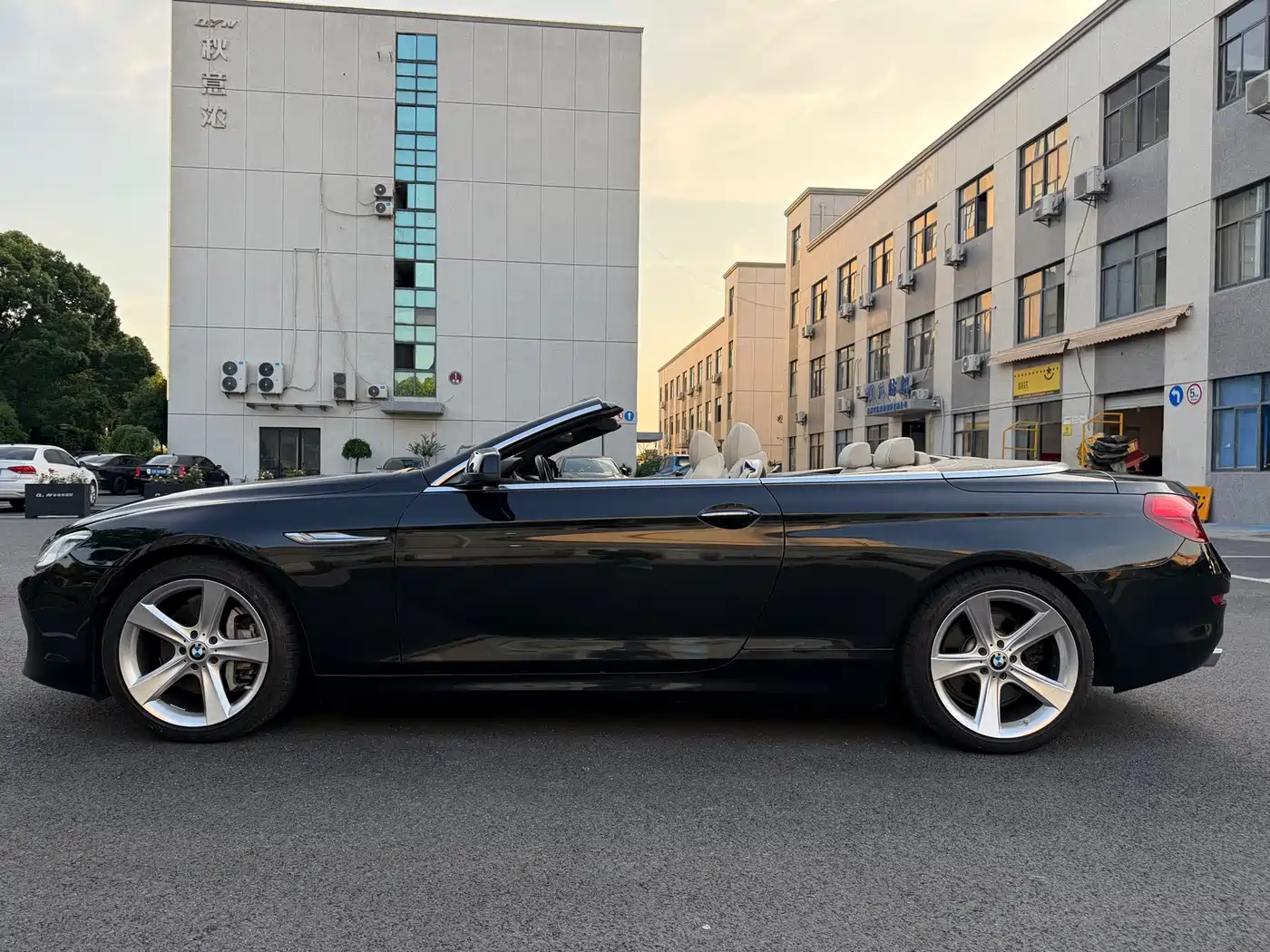 BMW 6 Series 2014 2011 650i Convertible