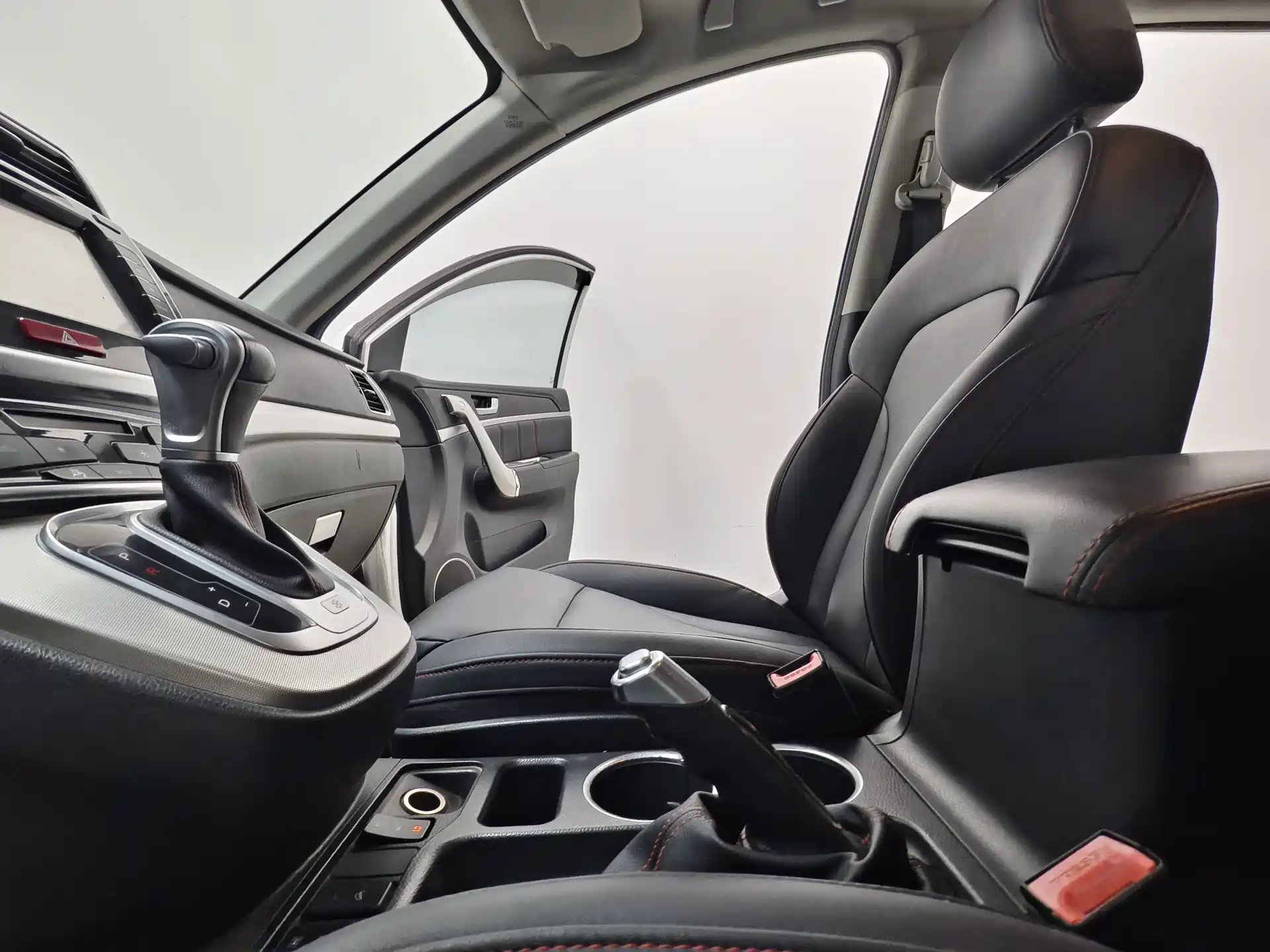 Фото 12 - Haval H6
